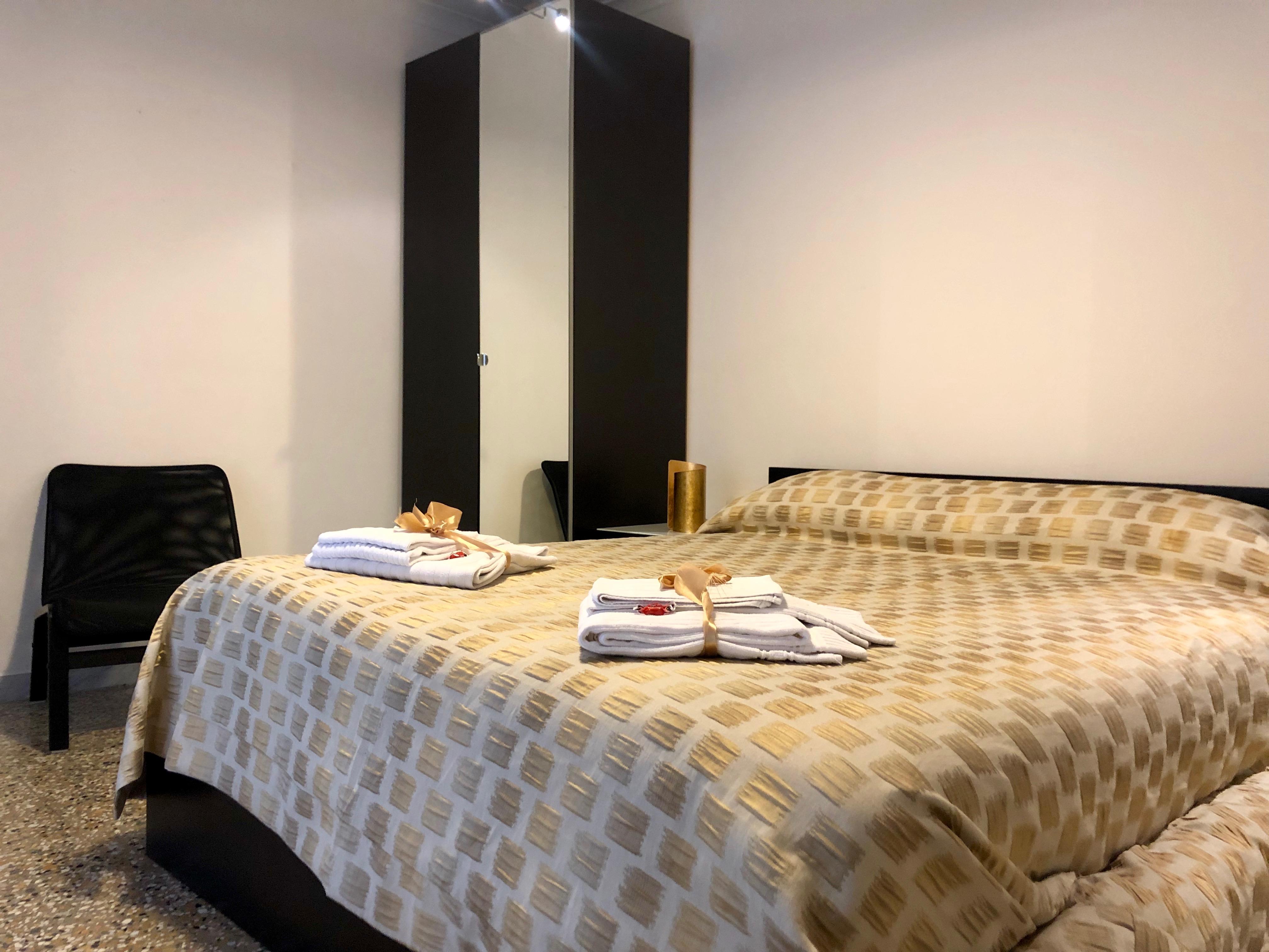 Relais Piazza Del Plebiscito B&B Naples Exterior photo