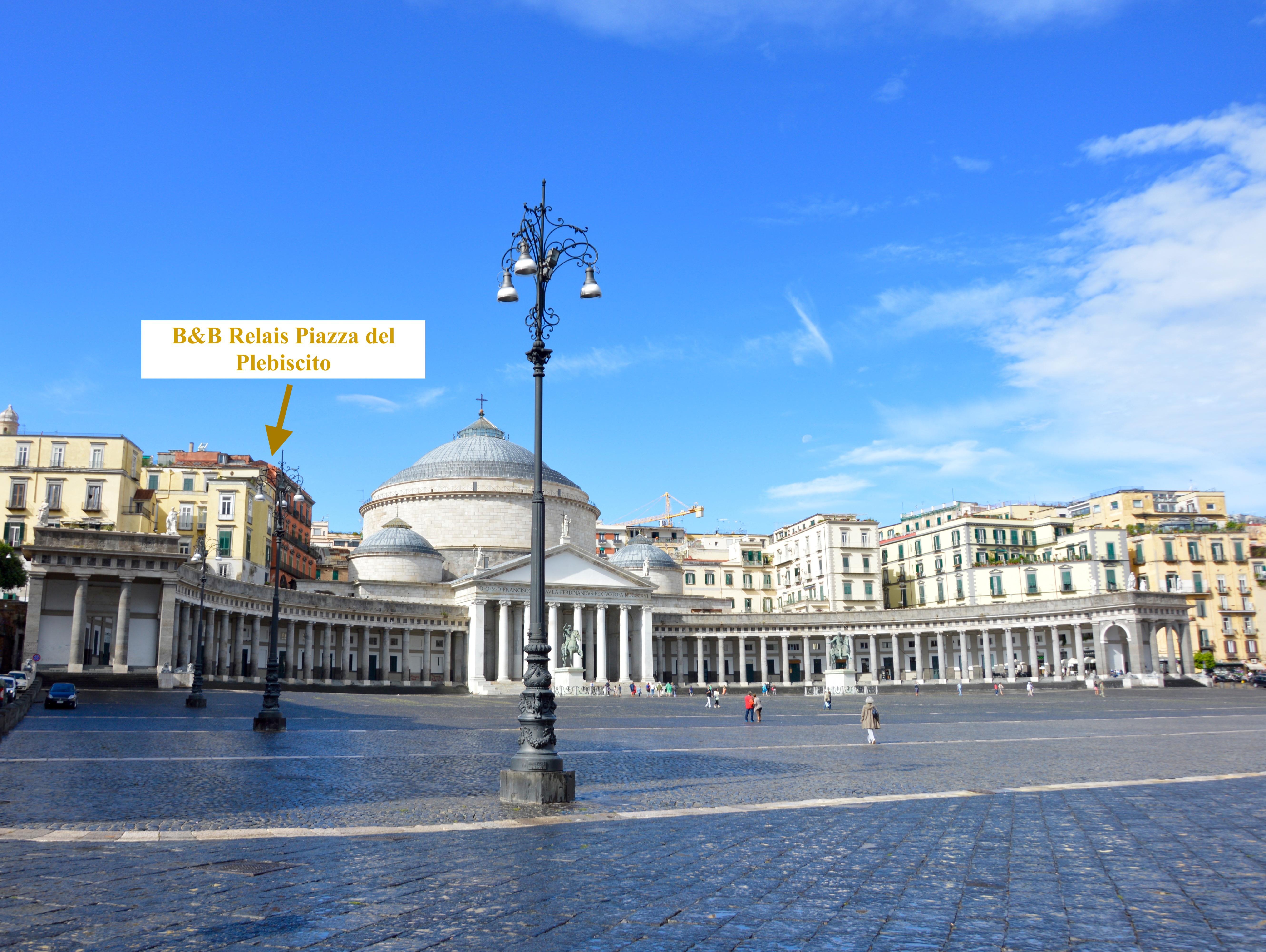 Relais Piazza Del Plebiscito B&B Naples Exterior photo